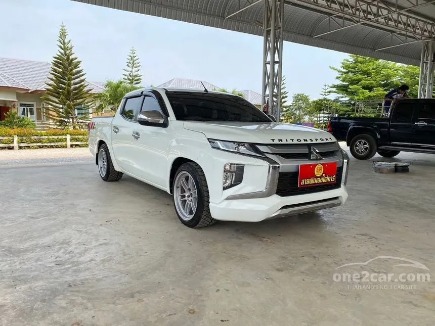 2020 Mitsubishi Triton GLX Pickup