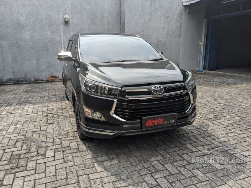 Jual Mobil Toyota Innova Venturer 2018 2.4 di DKI Jakarta Automatic Wagon Hitam Rp 375.000.000
