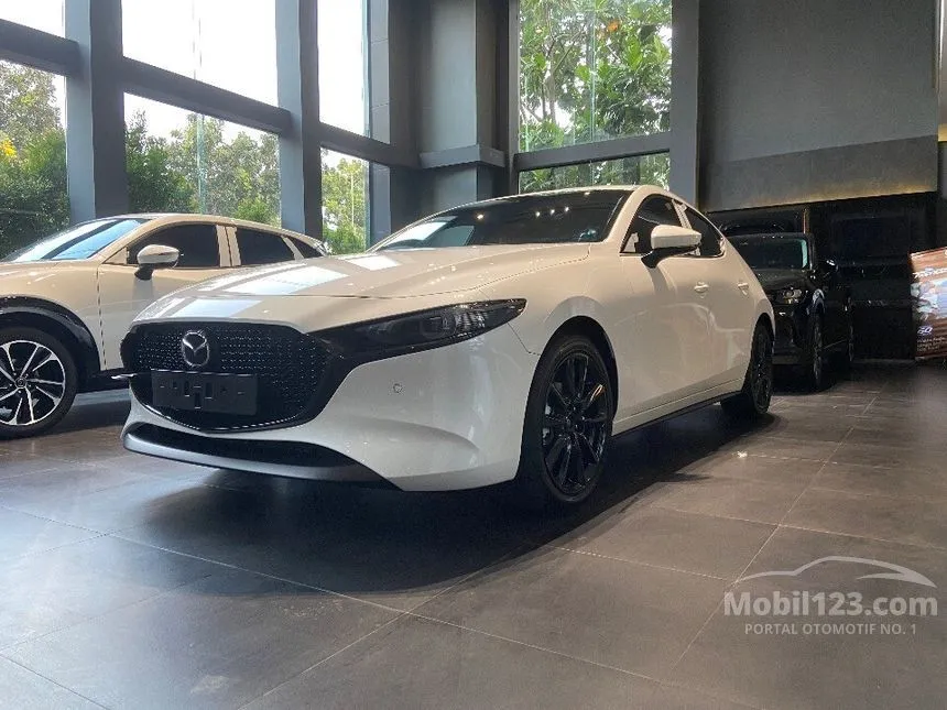 Jual Mobil Mazda 3 2024 SKYACTIV