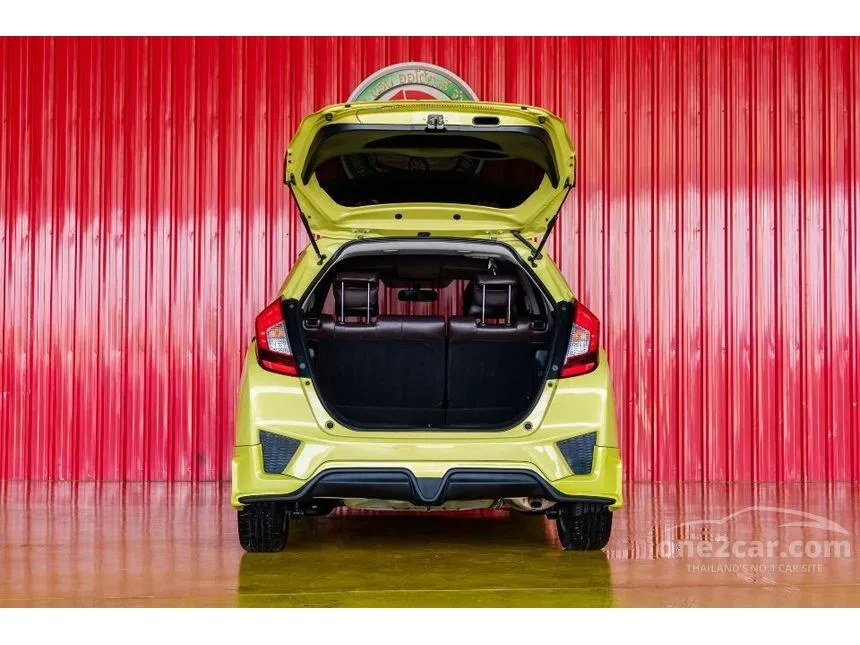 2016 Honda Jazz SV i-VTEC Hatchback