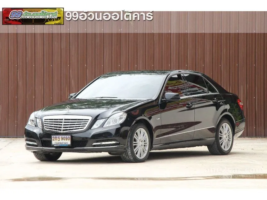 2013 Mercedes-Benz E250 Sport CDI BlueEFFICIENCY Sedan