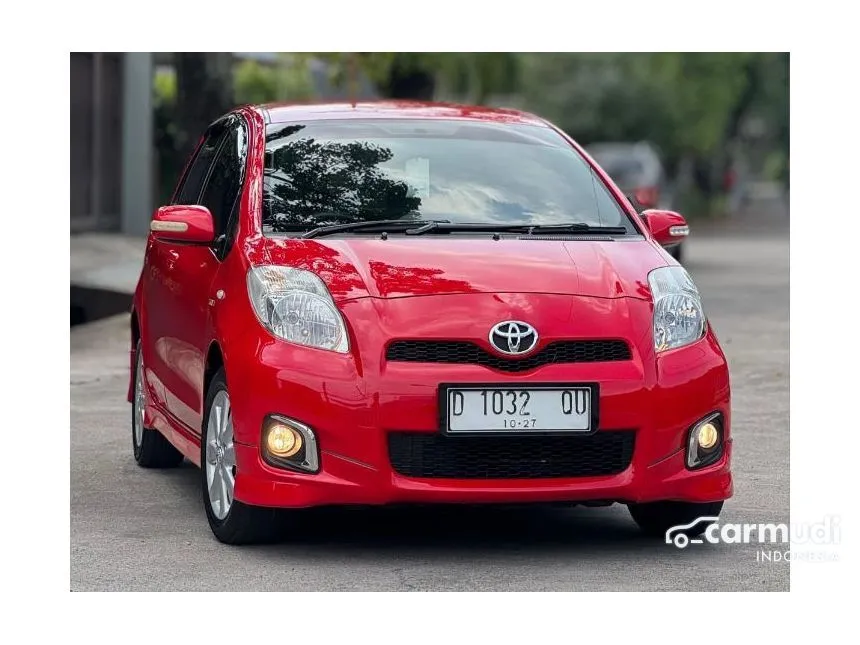 2012 Toyota Yaris E Hatchback