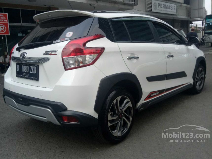 Jual Mobil  Toyota  Yaris  2019 TRD Sportivo Heykers  1 5 di 