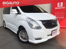 2017 Hyundai Grand Starex 2.5 (ปี 10-17) VIP Wagon AT