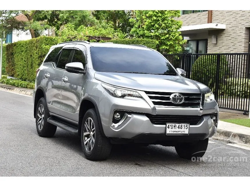 2018 Toyota FORTUNER V SUV