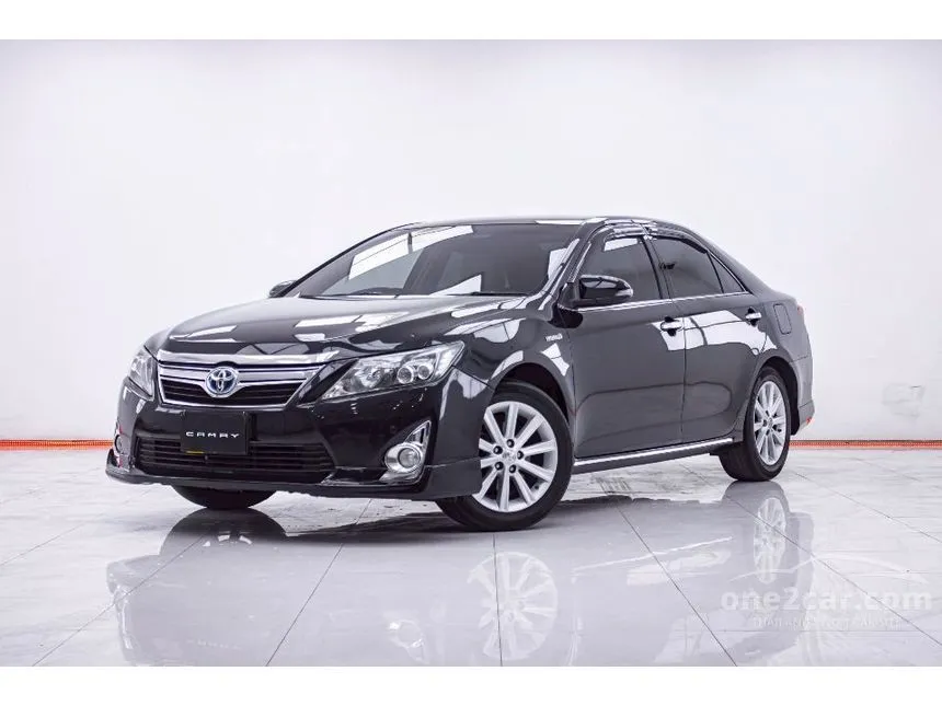 2013 Toyota CAMRY Hybrid Sedan