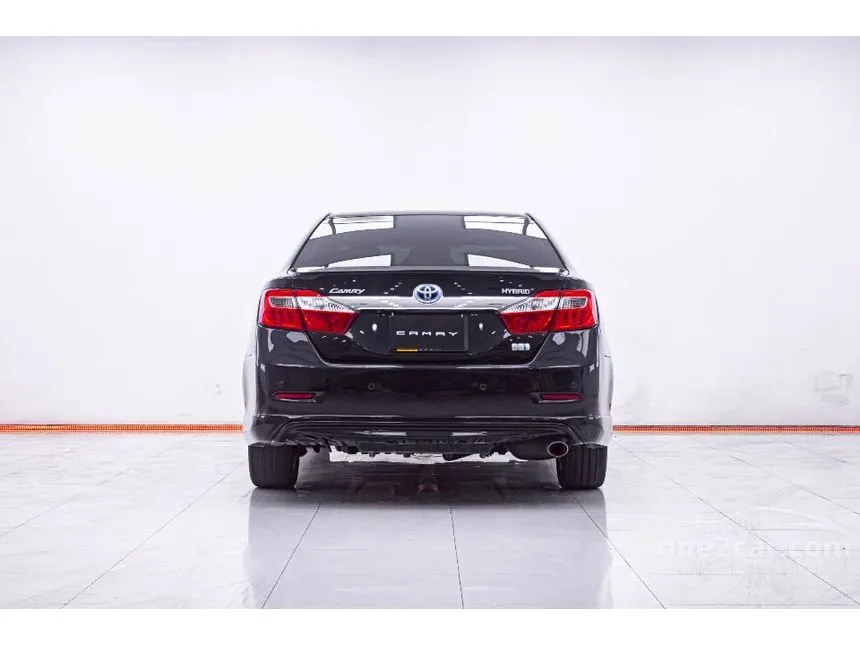2013 Toyota CAMRY Hybrid Sedan