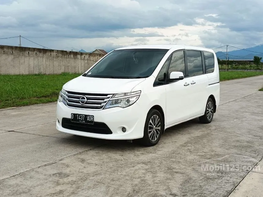 Jual Mobil Nissan Serena 2015 Autech 2.0 di Jawa Barat Automatic MPV Putih Rp 155.000.000