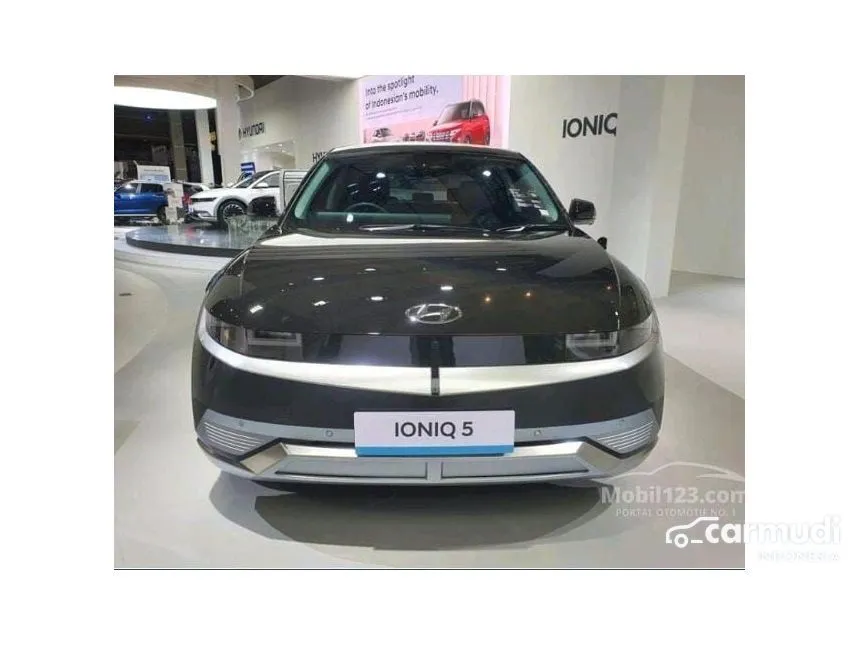 Jual Mobil Hyundai IONIQ 5 2023 Long Range Signature di Jawa Barat Automatic Wagon Hitam Rp 753.500.000