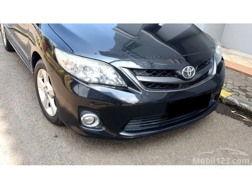 2012 Toyota Corolla Altis V Sedan