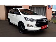 2016 Toyota Kijang Innova 2.0 Q MPV upgrade venturer putih pajak panjang siap pakai