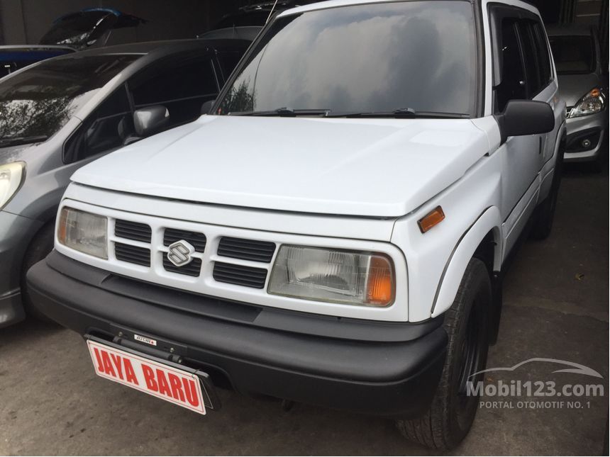 Suzuki escudo 1998