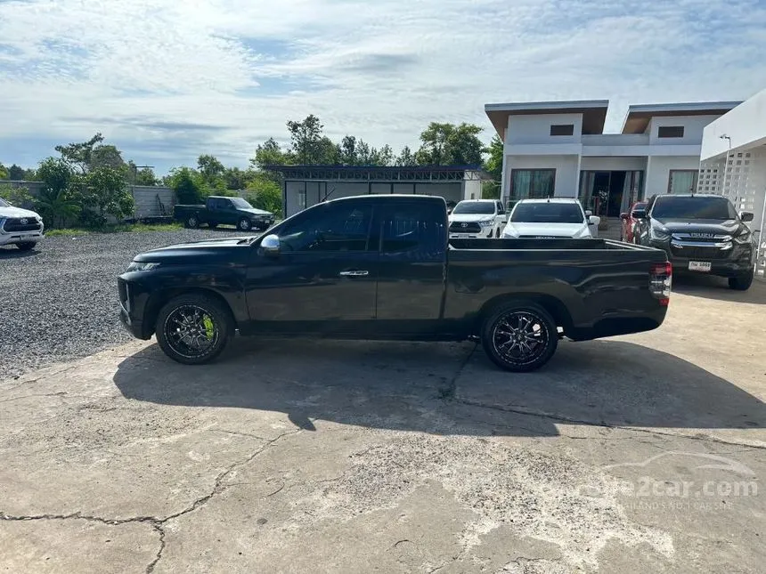 2021 Mitsubishi TRITON GLX Mega Cab Pickup