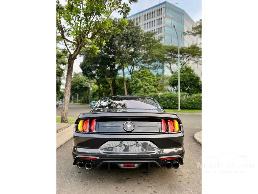 2022 Ford Mustang EcoBoost Fastback
