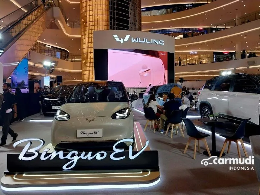 Jual Mobil Wuling Binguo EV 2024 333Km Long Range di Banten Automatic Hatchback Putih Rp 316.999.999