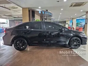 2025 Toyota Corolla Altis 1.8 Hybrid Sedan