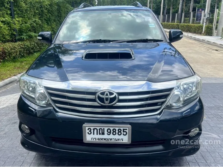 2012 Toyota FORTUNER V SUV