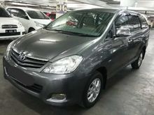 2009 Toyota Kijang Innova G Bensin Manual Abu-Abu Metalik Pajak Panjang Low KM Mulus Tdp 18 Juta