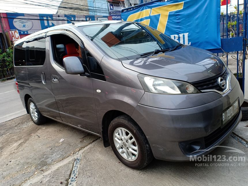 Jual Mobil Nissan Evalia 2012 XV 1.5 di Jawa Barat Manual 