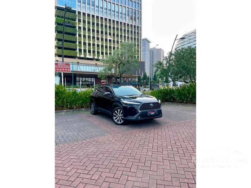 2023 Toyota Corolla Cross Hybrid SUV