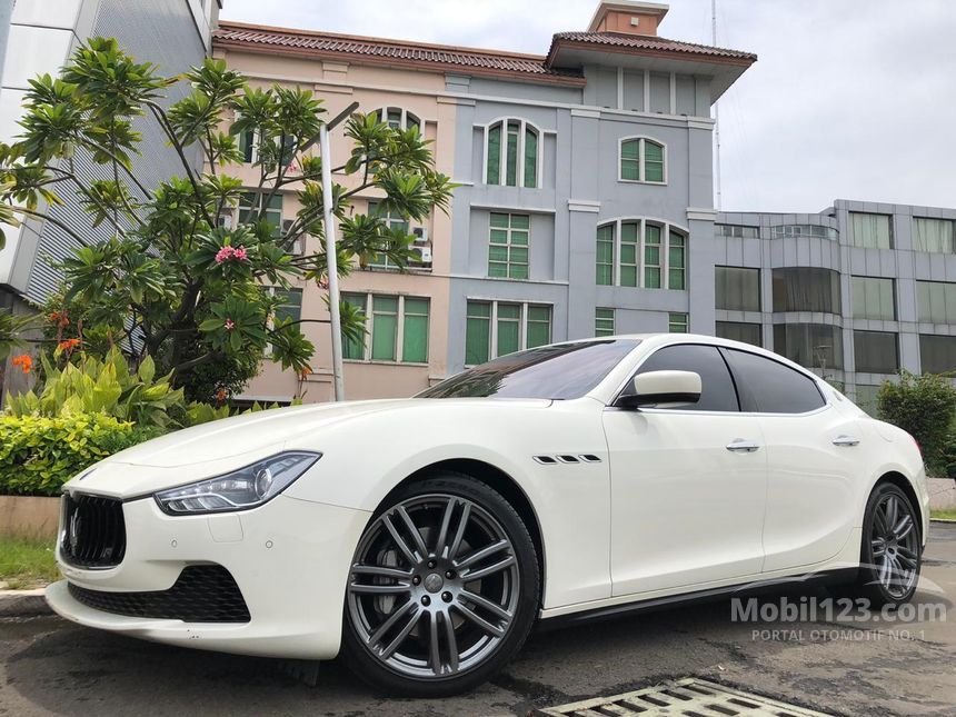Jual Mobil Maserati Ghibli 2017 M157 3.0 di DKI Jakarta Automatic Sedan Putih Rp 1.495.000.000 ...