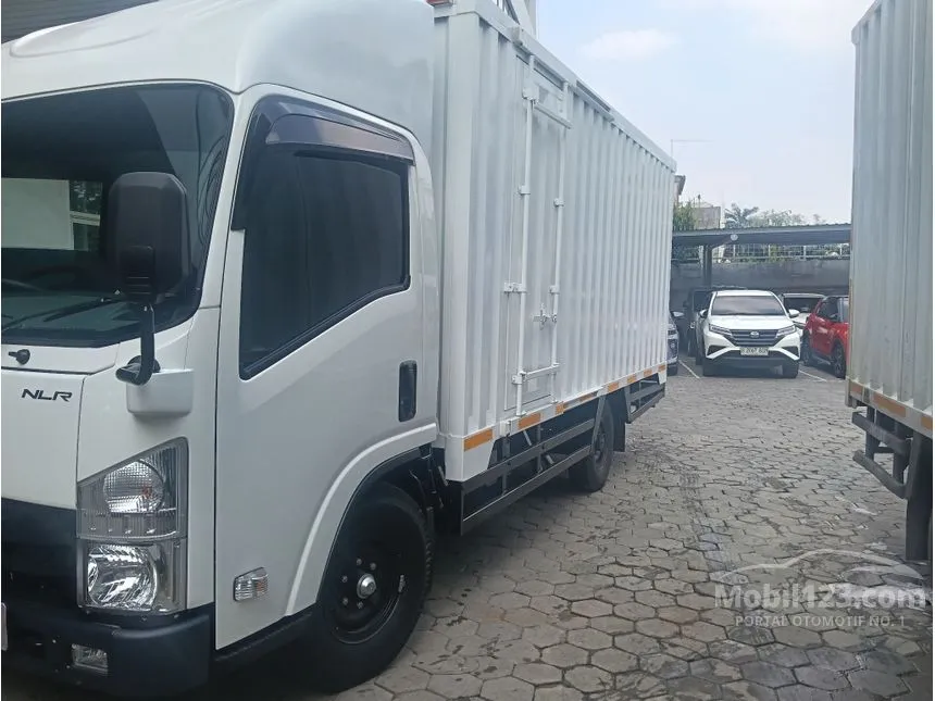 2026 Isuzu Elf NLR L Truck