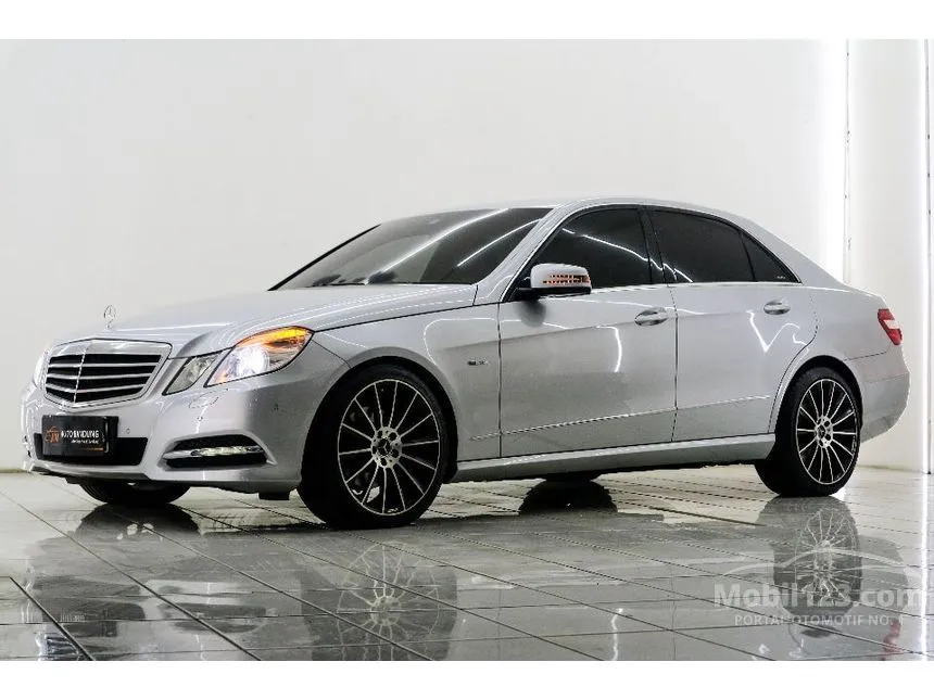 2012 Mercedes-Benz E250 CGI Avantgarde Sedan