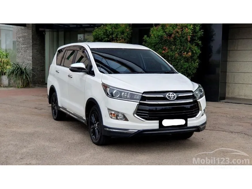 Jual Mobil Toyota Innova Venturer 2019 2.4 di DKI Jakarta Automatic Wagon Putih Rp 395.000.000