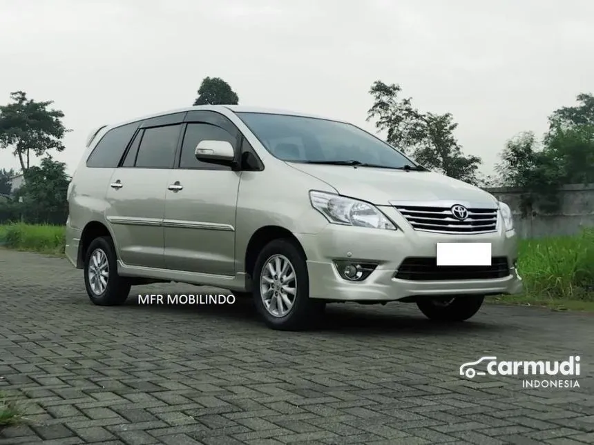 2011 Toyota Kijang Innova V Luxury MPV