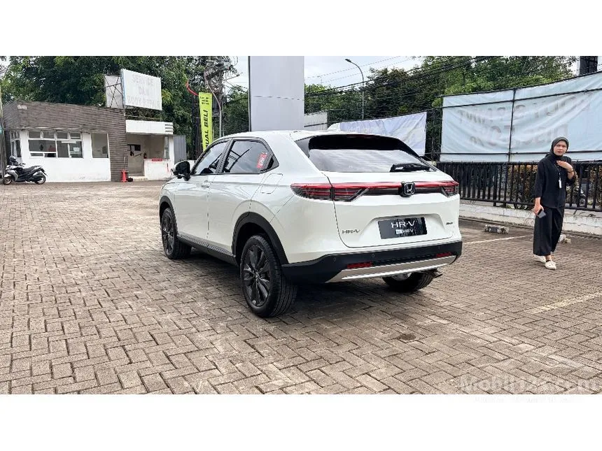 2025 Honda HR-V e:HEV SUV