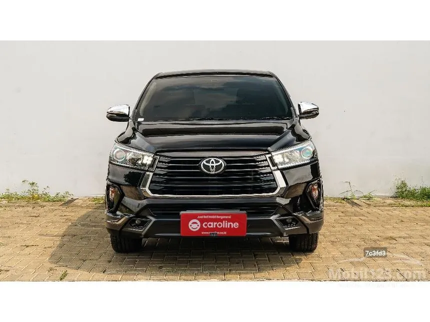 2021 Toyota Kijang Innova Venturer MPV