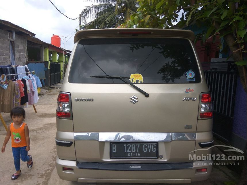 2005 Suzuki APV GA Van