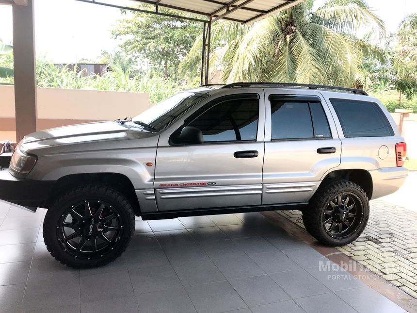  Jual Mobil Jeep Grand Cherokee 2002 Limited 4.7 di Bengkulu Automatic 