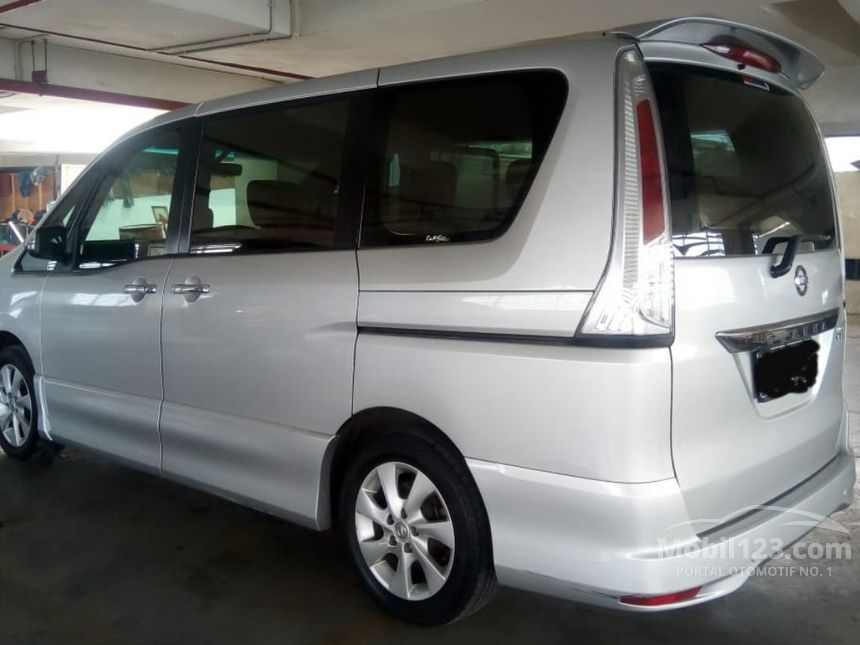 Jual Mobil  Nissan  Serena  2014 Highway Star 2 0 di DKI 