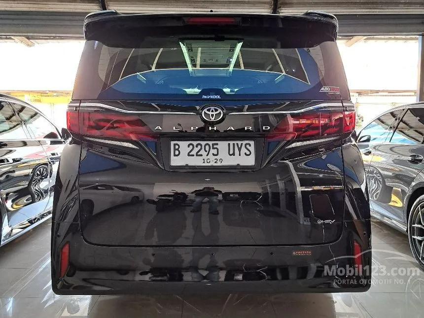 2024 Toyota Alphard HEV (Premium Color) MPV