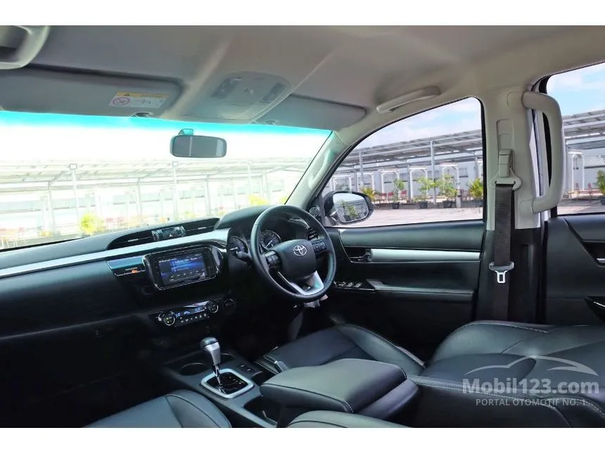 2024 Toyota Hilux V Double Cab 4X4 Pickup