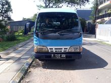 2012 Isuzu Elf microbus