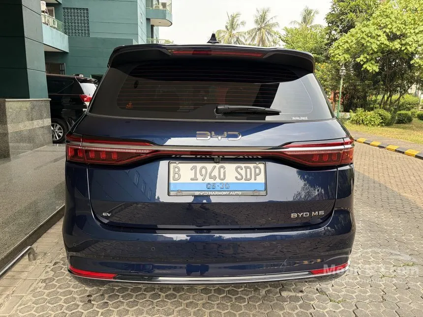 2025 BYD M6 Superior 7 Seater MPV