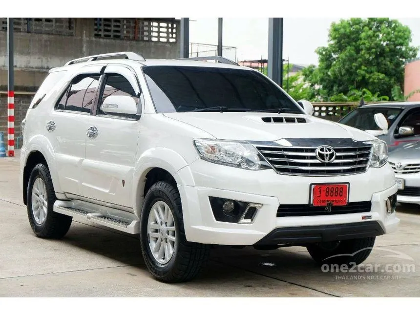 2013 Toyota FORTUNER V SUV