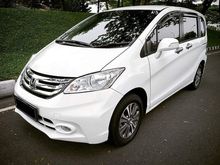 2015 Honda Freed 1.5 PSD AT 2015 Double Ac, Putih Mulus
