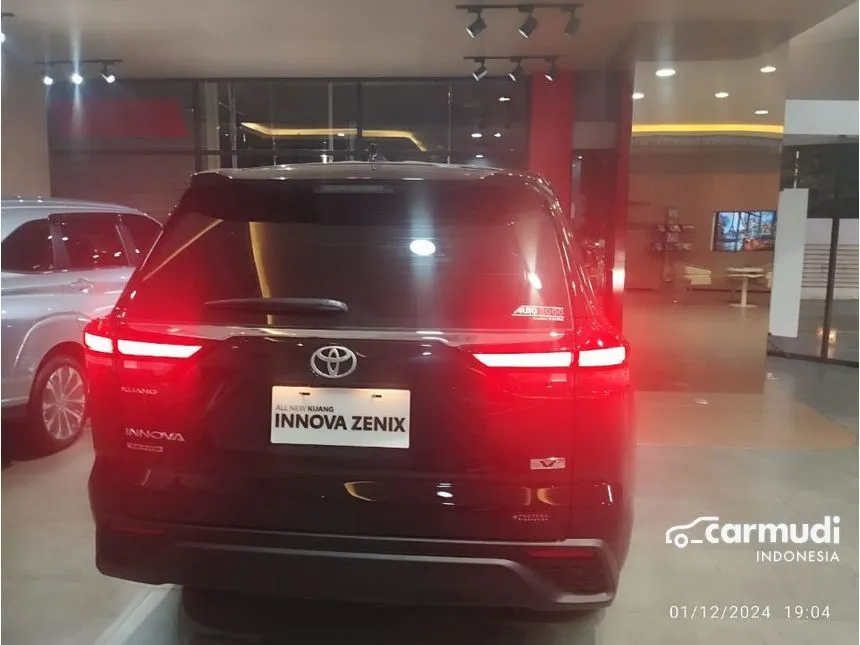 2024 Toyota Kijang Innova Zenix V Wagon