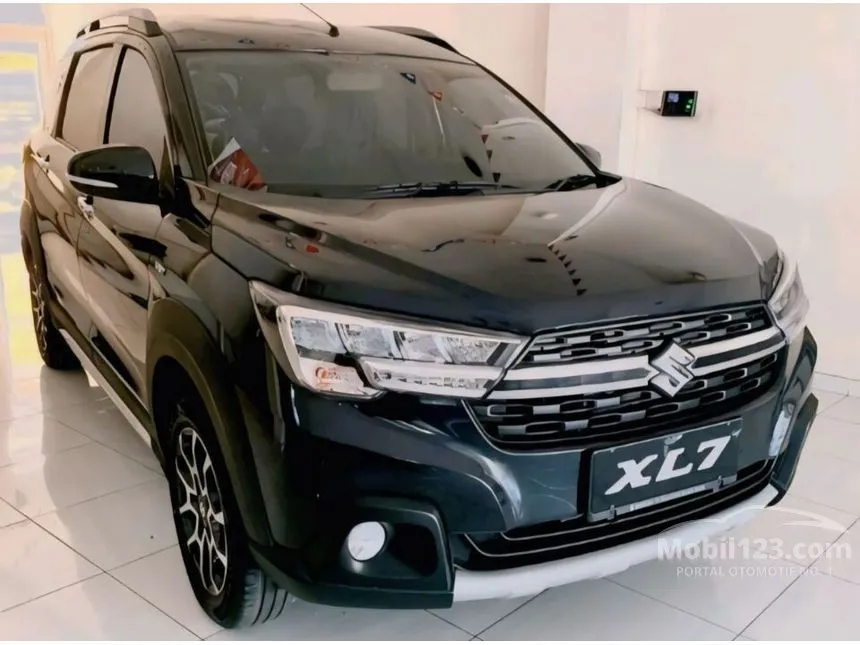 Jual Mobil Suzuki XL7 2024 BETA Hybrid 1.5 di Banten Automatic Wagon Hitam Rp 228.000.000