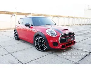 2017 MINI Cooper 2.0 S John Cooper Works 3 Door Hatchback