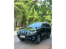 2019 Toyota Land Cruiser Prado 2.7 TX L SUV 4x4. 7 Seat. LOW KM 17.xxx Black On Black. HARGA CASH BEST DEAL NEGO YA. Cocok Utk HOBI & ADVENTURE