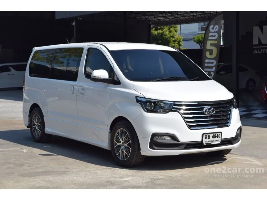 2018 Hyundai Grand Starex Premium Wagon