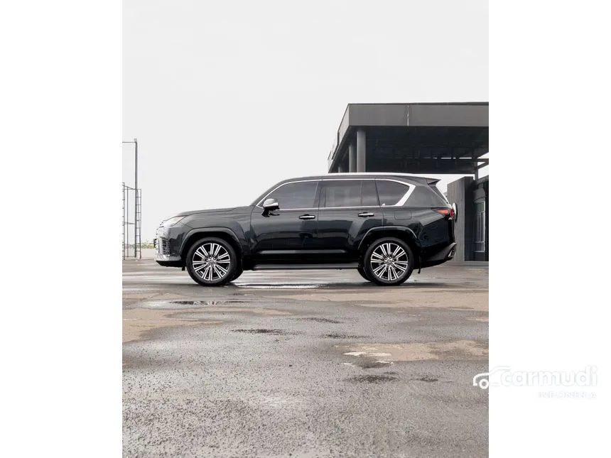 2026 Lexus LX 700h SUV