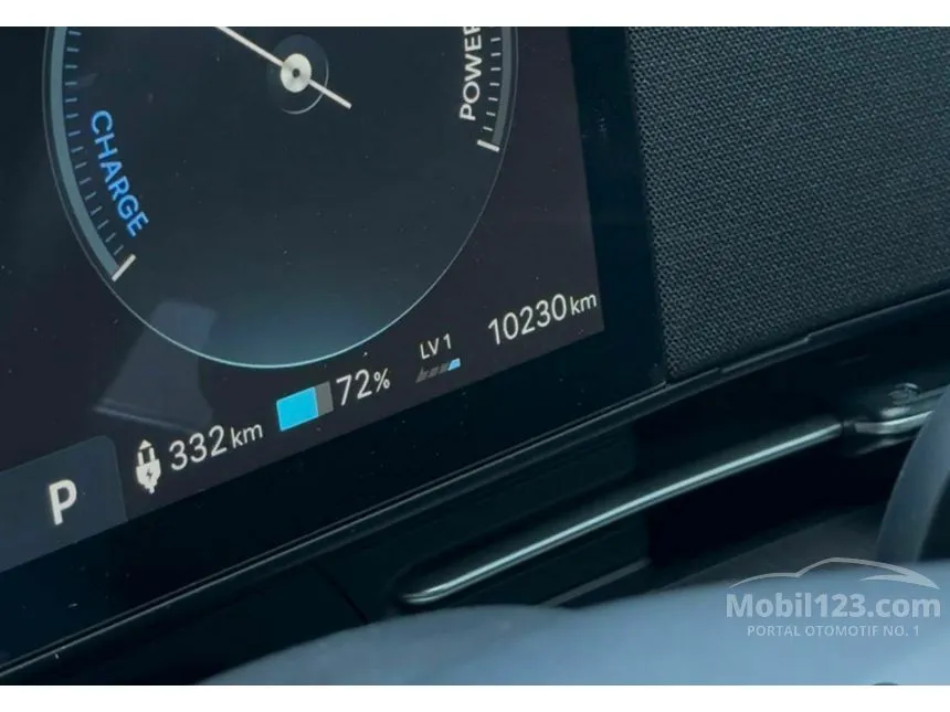 2024 Hyundai Kona Signature Long Range SUV