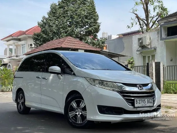 Jual Honda Odyssey Bekas di Bintaro Harga Kredit Murah Mobil123