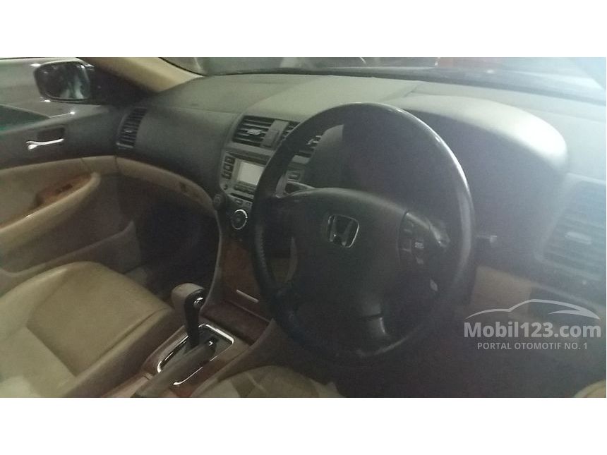 Jual Mobil  Honda  Accord  2005  VTi L 2 4 di DKI Jakarta 