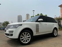 RANGE ROVER VOGUE 3.0 BENSIN 2014 WHITE ON SADDLE BROWN TDP 600JT